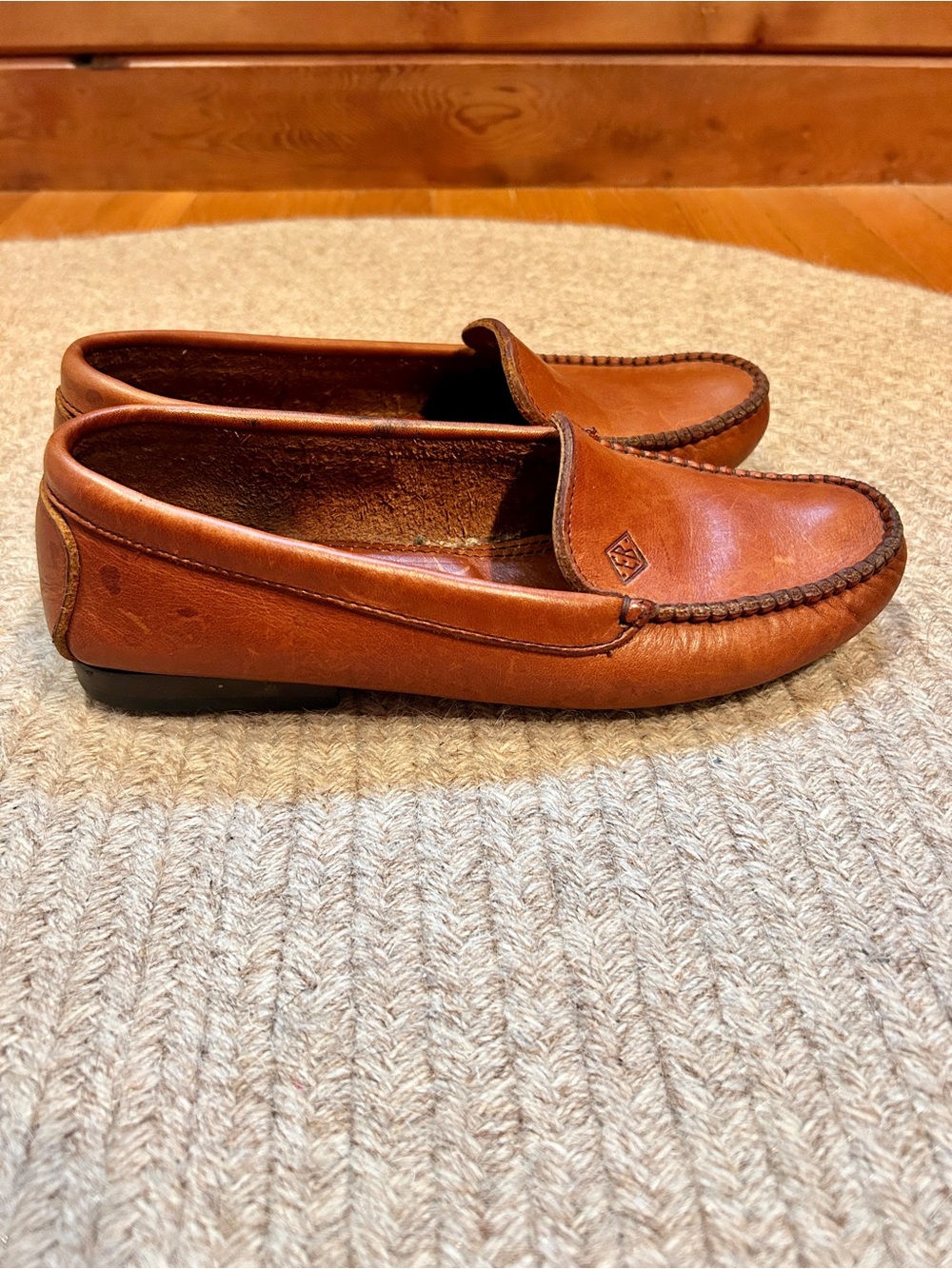 Allen Edmonds Boulder Women’s 7.5 M Cognac Leather Driving Loafers